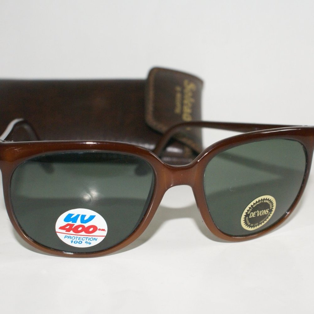 Vintage Schoolboy plastic frame optical sunglasses